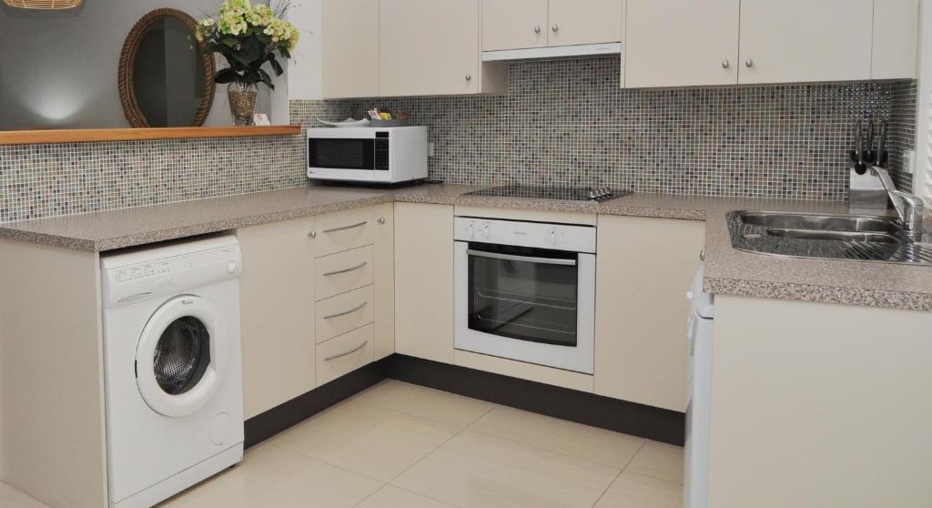 Bluedock Apartments Batemans Bay Quarto foto