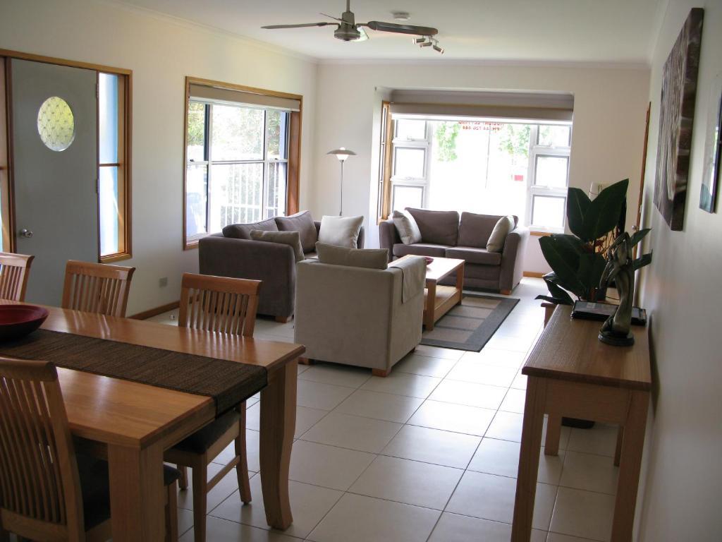 Bluedock Apartments Batemans Bay Quarto foto