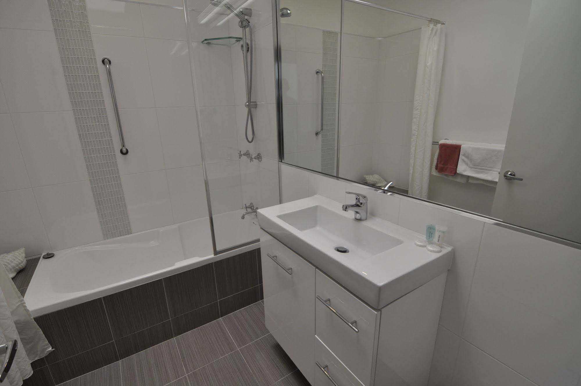 Bluedock Apartments Batemans Bay Exterior foto